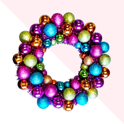 Lighted Plastic 16'' Wreath