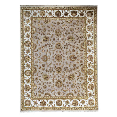 Tapis chameau et ivoire noué à la main de haute qualité