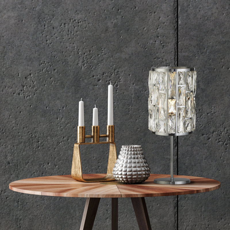 Magana Metal Table Lamp