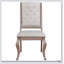 Ensemble de chaises à dossier capitonné crème et orge brun, élégant et confortable pour toute salle à manger-627379877