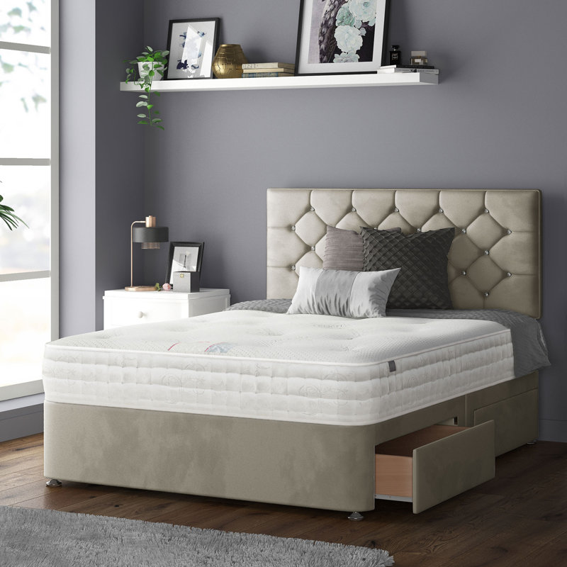 Farallones Upholstered Headboard, Double (4'6), Coffee
