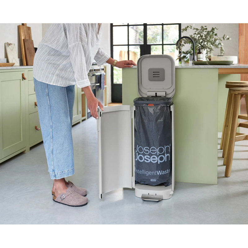 Porta 10.5 Gallon Easy-Empty Step Trash Can, Gray