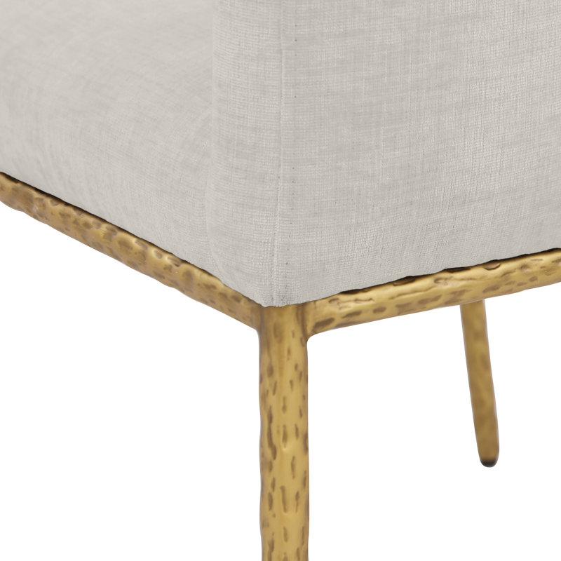 Chaise en chenille Reeves, Tissu chenille crème, Laiton brossé