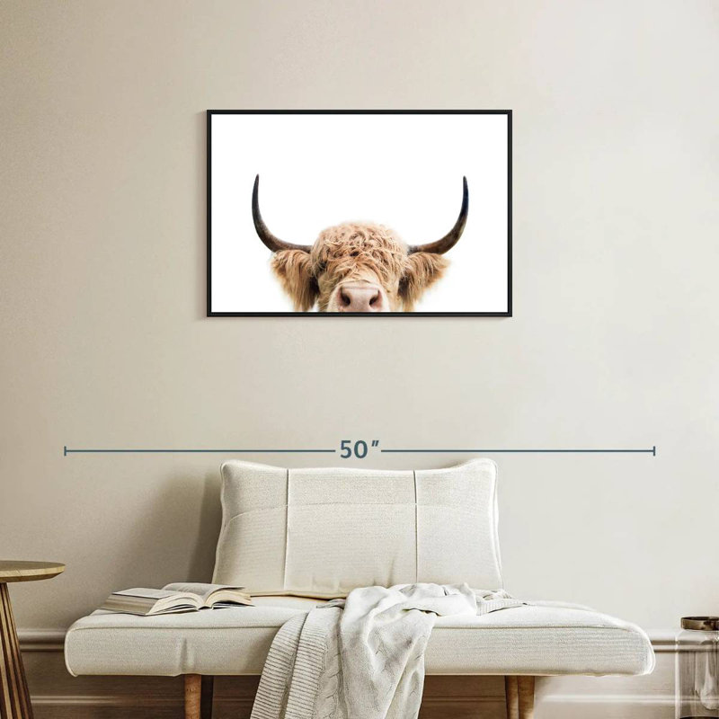 Brampt Peeking Cow I, H 21 po x l 31 po