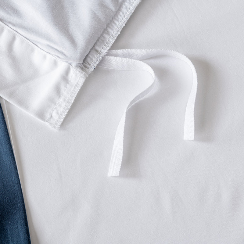 Ensemble de housse de couette White Hotel Collection avec bride contrastante, coton à longues fibres à densité de tissage 400 fils, certifié OEKO-TEX