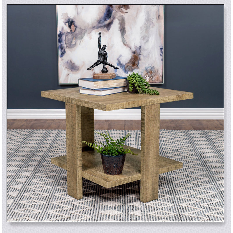 Table de bout carrée en bois de manguier avec double surface pour la présentation et le rangement, esthétique rustique pour les espaces de vie modernes.