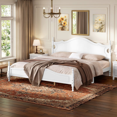 Traditional Spindle Post Bed With Headboard