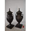 Une paire d'urnes ou de vases en bronze pur Taille: 21 po x 18 po x H 47 po
