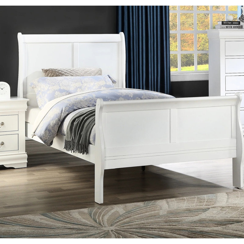 Lit simple blanc en bois massif pour chambre à coucher, style transitionnel, pieds à équerre, anglais, contemporain - style moderne