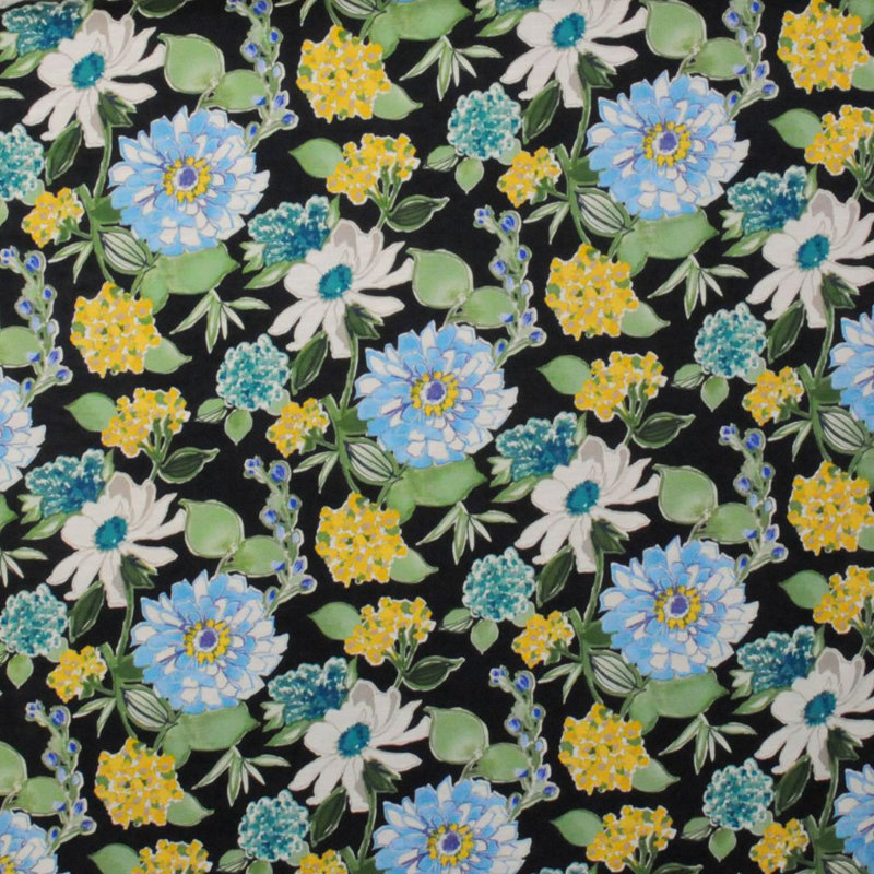 Tissu June, La nuit tombée