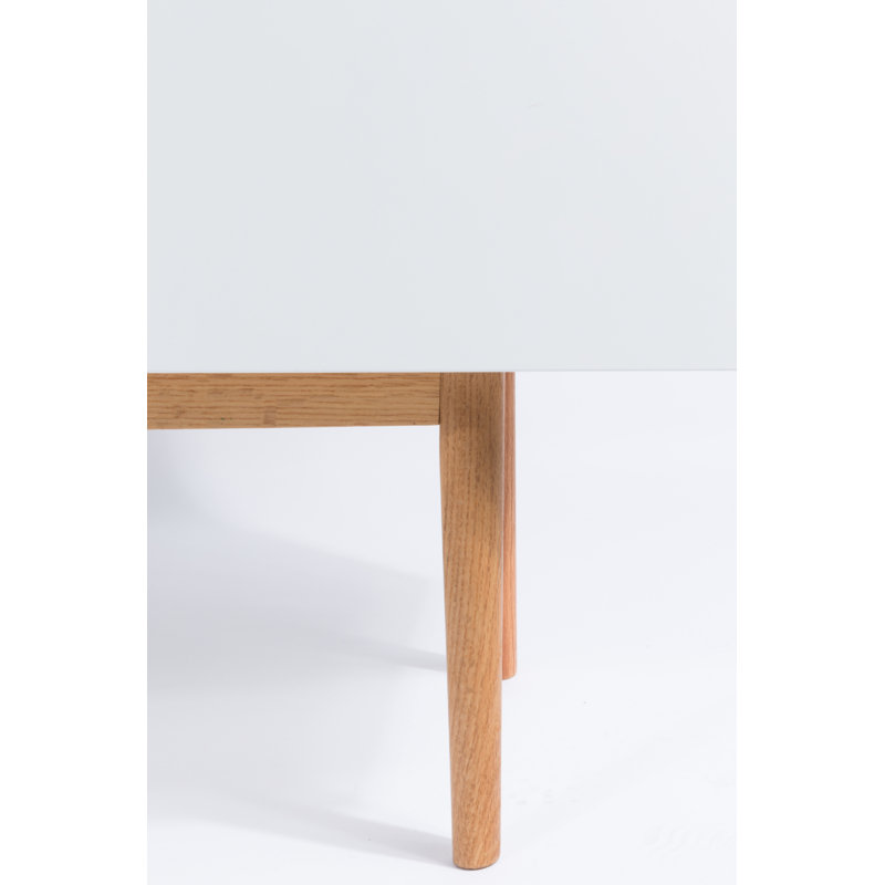 Haut sur l'armoire