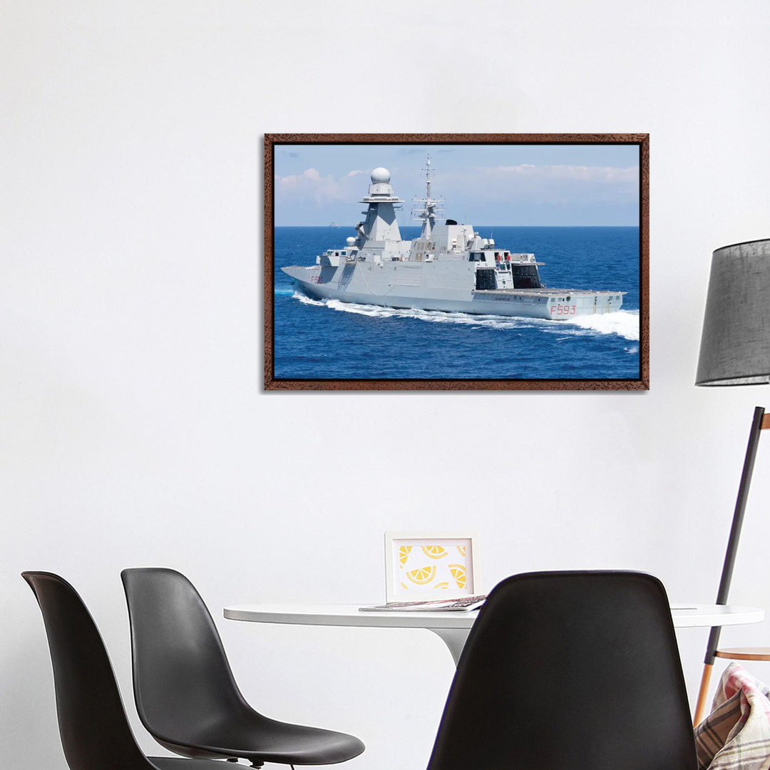 Ansicht des Hecks der italienischen Marinefregatte Carabiniere von Simone Marcato - Galerie-verpacktes Leinwand-Giclée