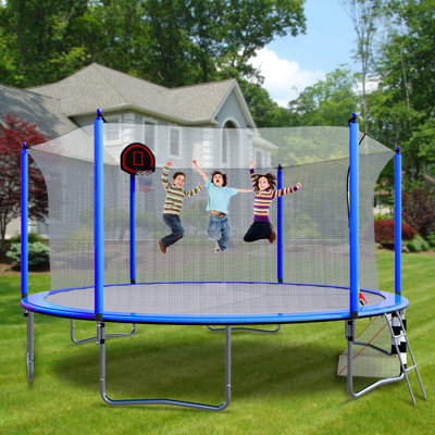 Trampoline de 16 pi avec pompe à panier de basketball et échelle (enceinte de sécurité intérieure) avec but de soccer