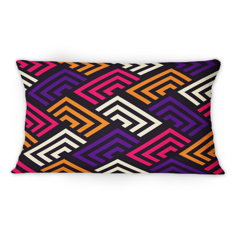 Coussin décoratif orange à motifs rectangulaires blancs, mauves et imprimés