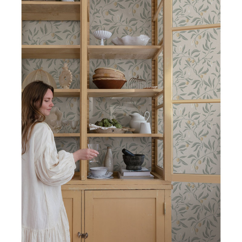 Villa Dalaro 2 Floral Wallpaper Roll, Sage Green