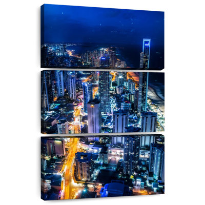 Sireci Gold Coast At Night
