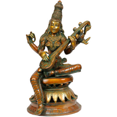 Déesse Saraswati sur lotus