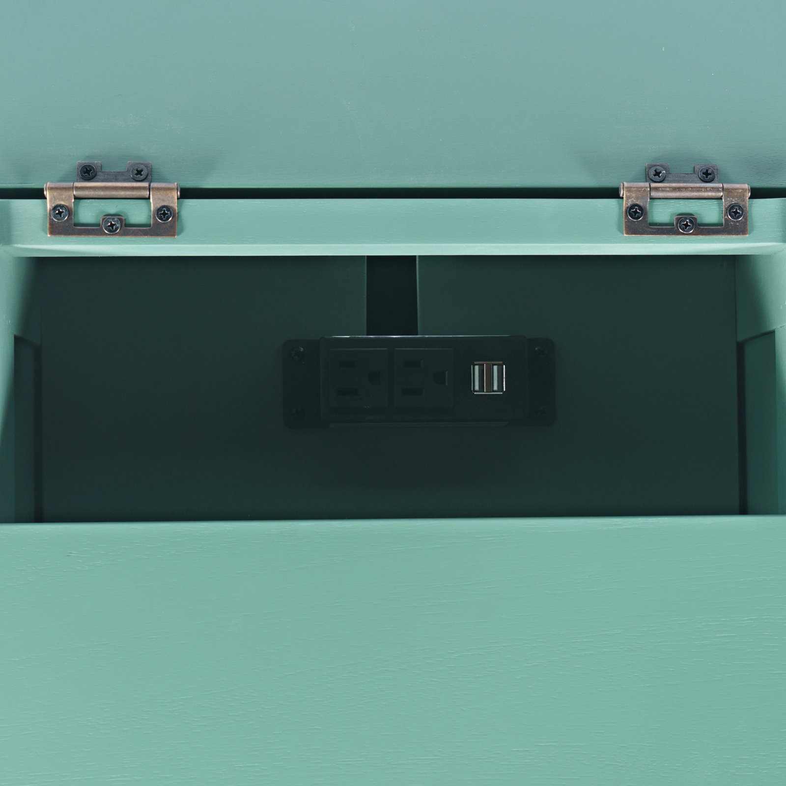 Pearce 16" Acacia End Table, Green