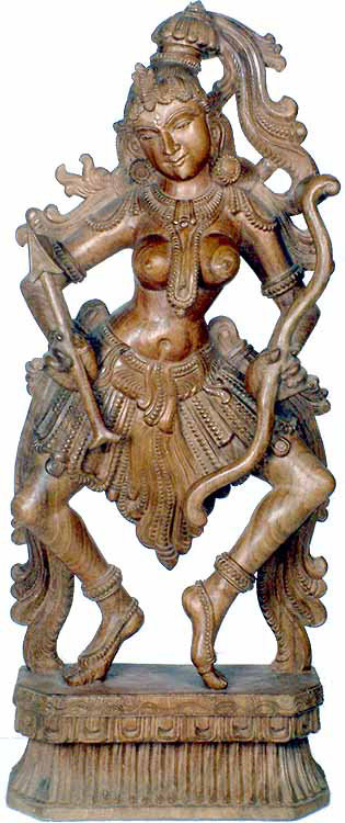 Apsara avec pieds écartés