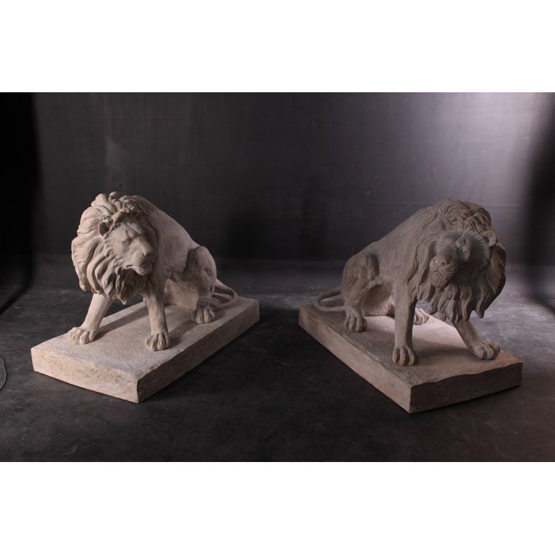 Symmetrical 2 Piece Lions Garden Statue Set