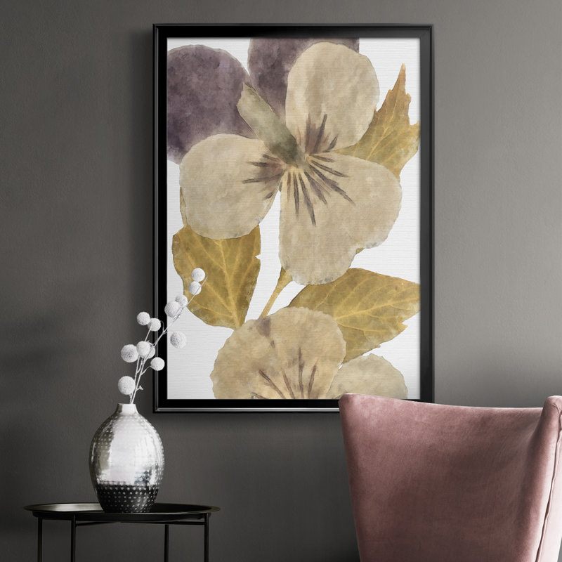 «Neutral Pansy I», reproduction d'art sur toile encadrée, H 42,5 po x l 30,5 po x P 1 po, Noir
