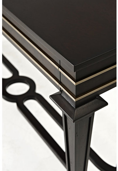 Vanucci Eclectics 60.5'' W Console Table
