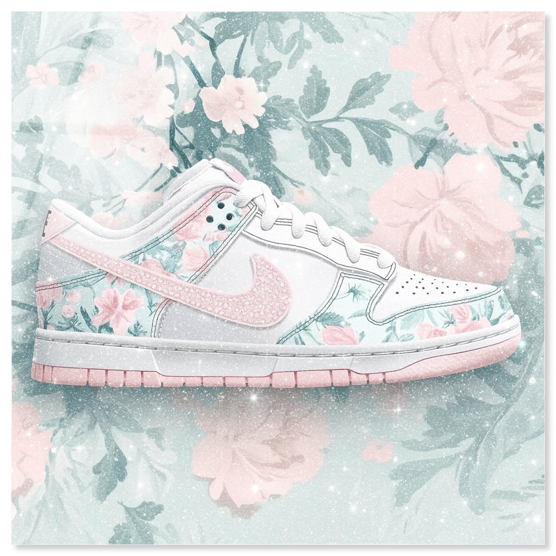 Art mural Sneaker Dicat Floral Sneaker par Art Remedy, prêt à être accroché, H 12 po x l 12 po