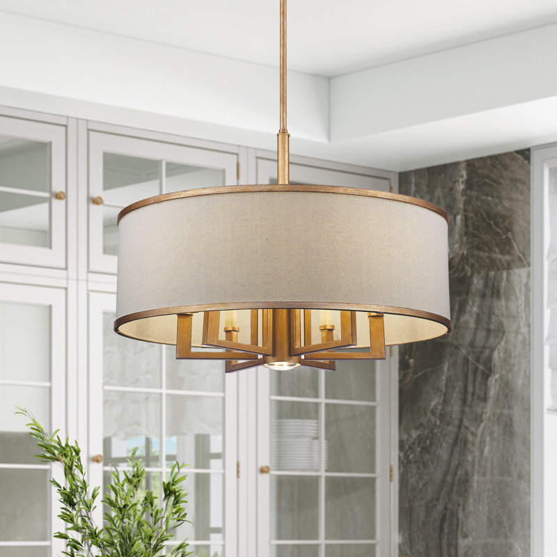 Lustre cylindrique à sept lumières avec abat-jours Berthine, Feuille dorée antique peinte à la main