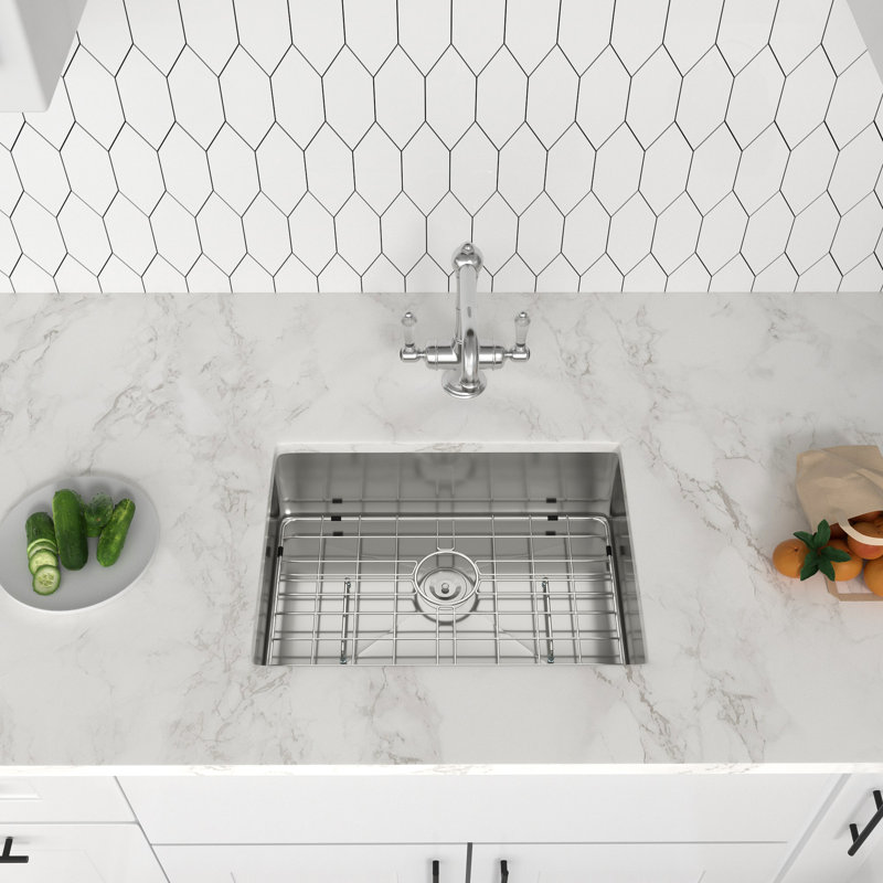 Évier de cuisine encastrable 16 jauges avec accessoires en acier inoxydable, L 26 po x l 18 po