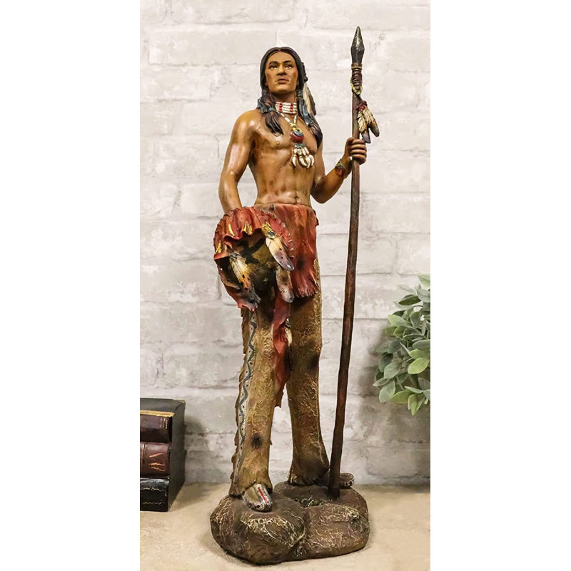 Figurines & Sculptures