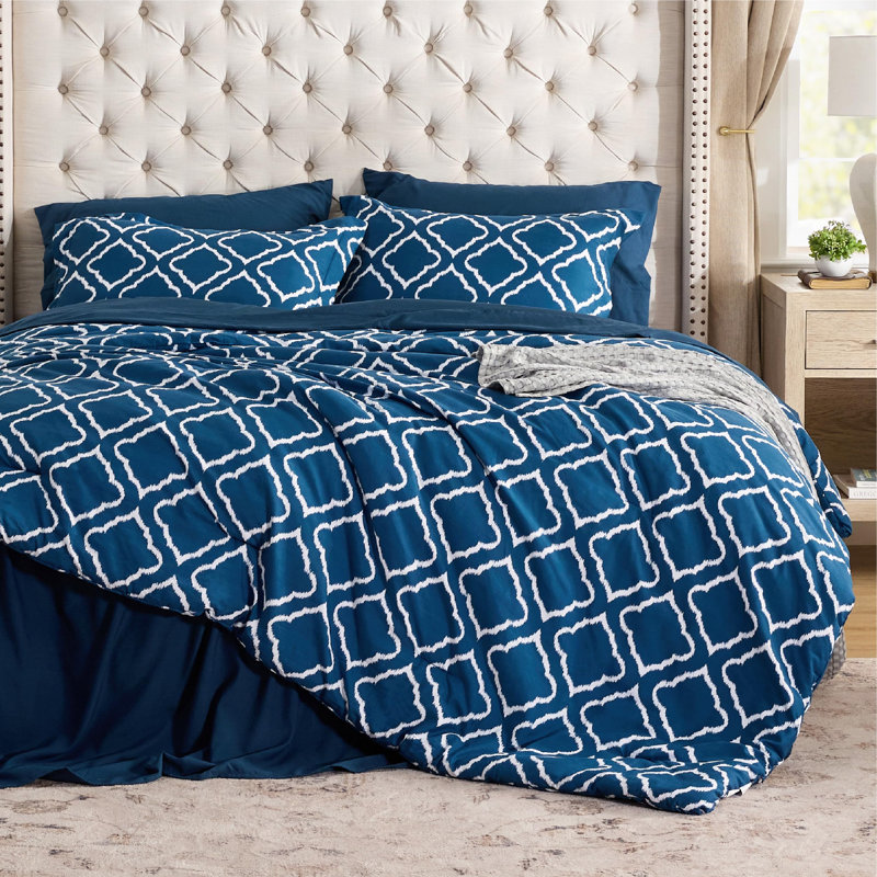 Bedsure Lightweight Quatrefoil Comforters, Full Comforter + 6 Additional Pieces