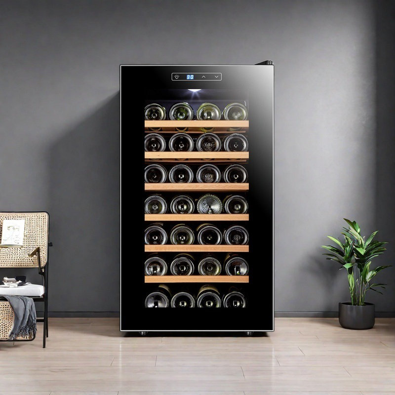 Home thermostatic wine cabinet