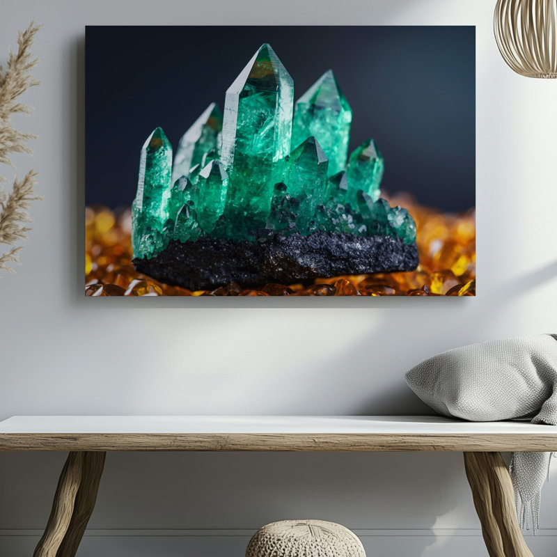 Toile, vue rapprochée d'un superbe ensemble d'art mural éclatant, cristaux vert émeraude pointus et luisants