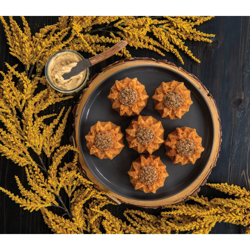 Nordic Ware Sunflower Cakelet Pan