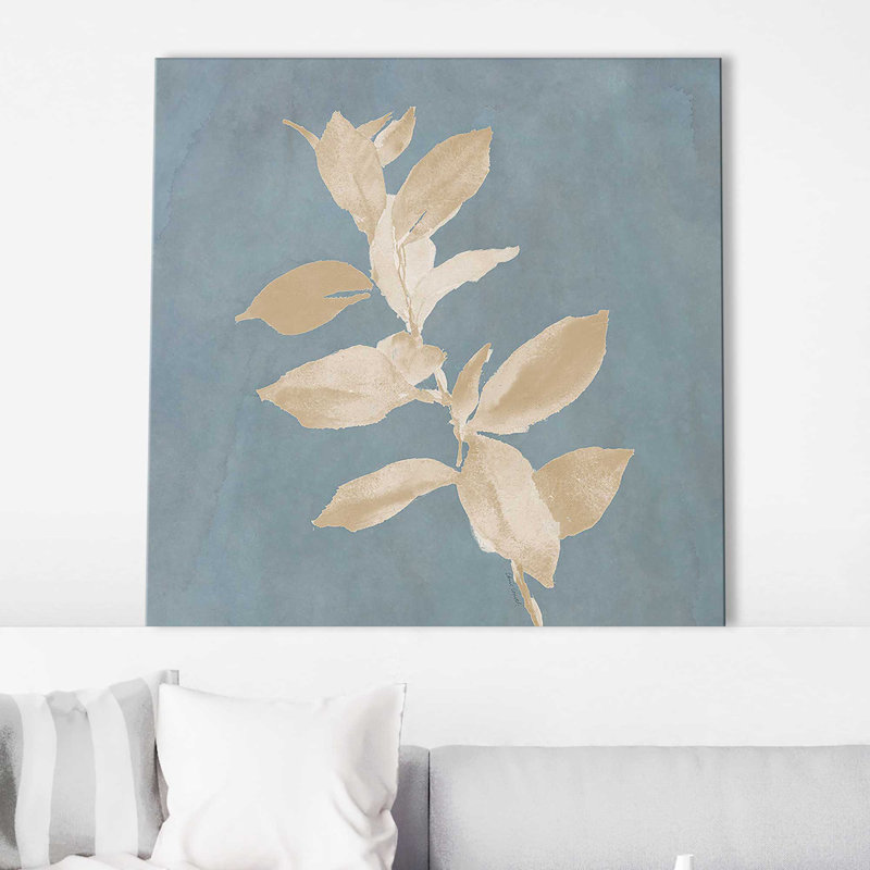 «Tan Leaf on Blue Square I» par Lanie Loreth, Toile tendue, H 36 po x l 36 po x P 1,5 po