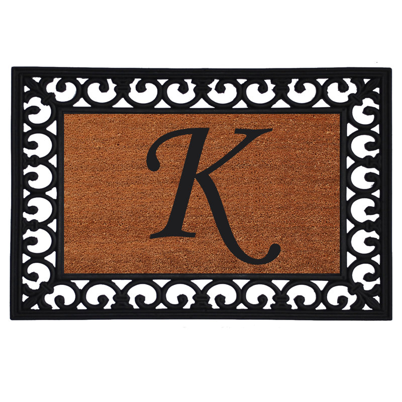 Tapis pour porte d'extérieur monogramme 25 po x 19 po Tanda, K