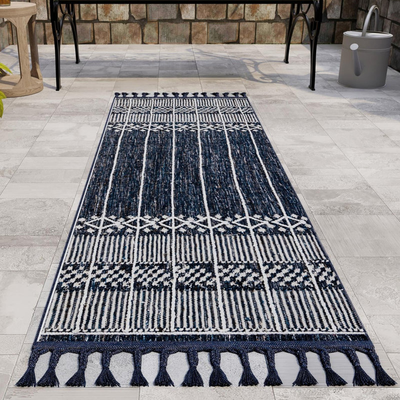Tapis intérieur / extérieur Cosmina, Tapis de couloir 2 pi 2 po x 8 pi 2 po