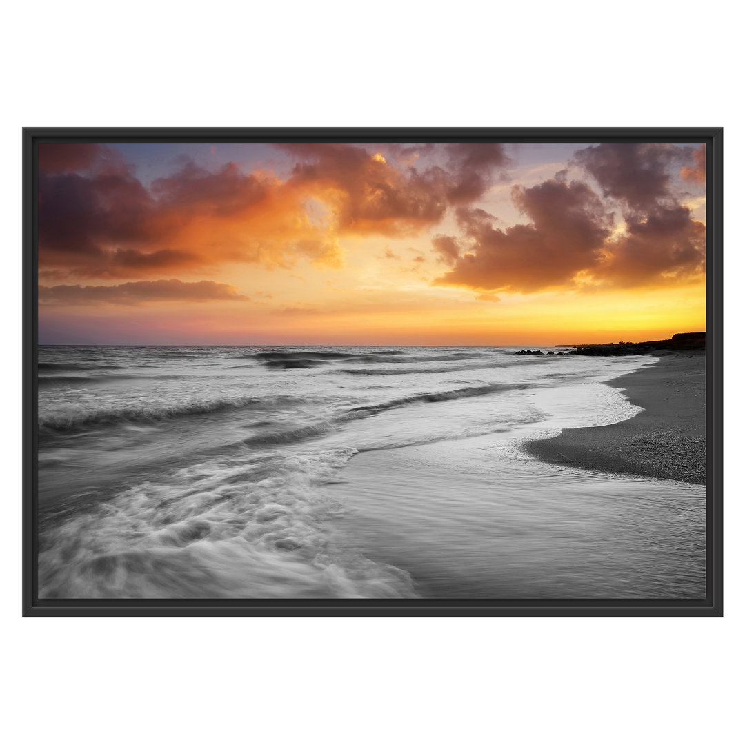 Gerahmtes Wandbild Strand mit Sonnenuntergang