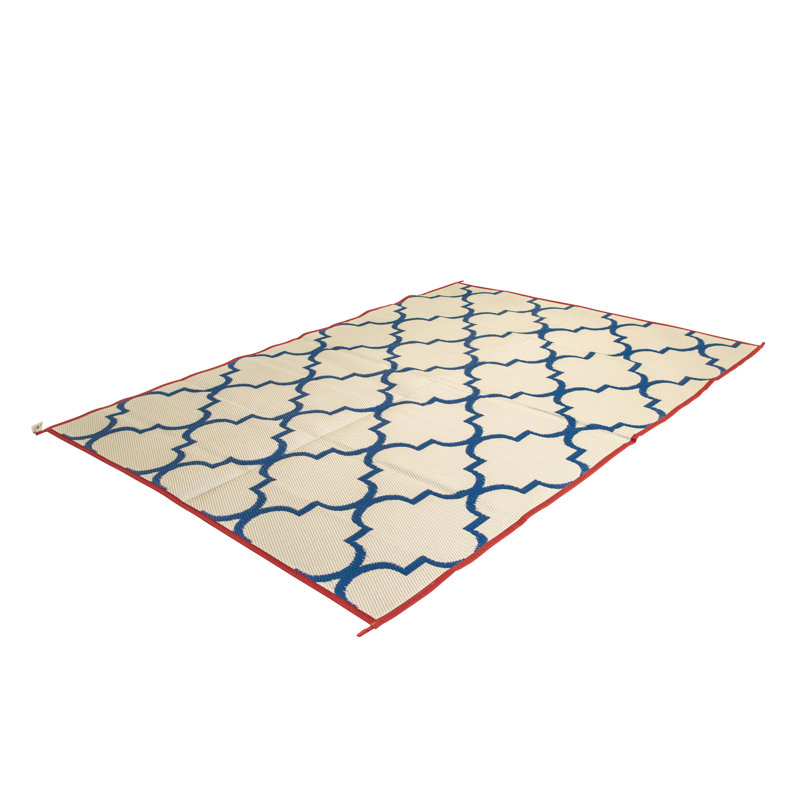 Chill Champagne Extra Large Picnic Blanket, 1cm H x 270cm W x 350cm D, Blue/White