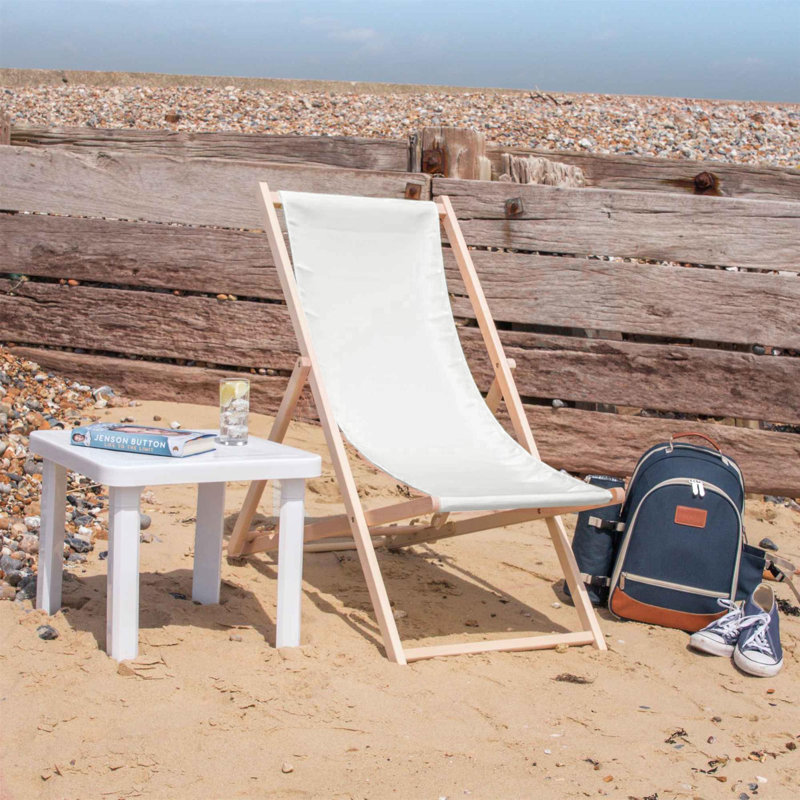 Harbour Housewares - Folding Wooden Deck Chairs, Natural
