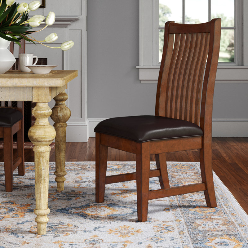Chaise d'appoint en bois massif Richboro