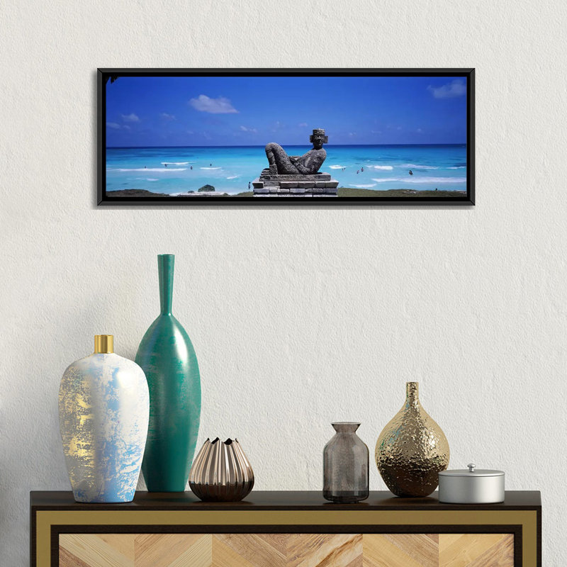 « playa chac-mool, cancun, mexique », reproduction de photo sur toile, H 12 po x l 36 po x P 1,5 po, Toile avec cadre noir