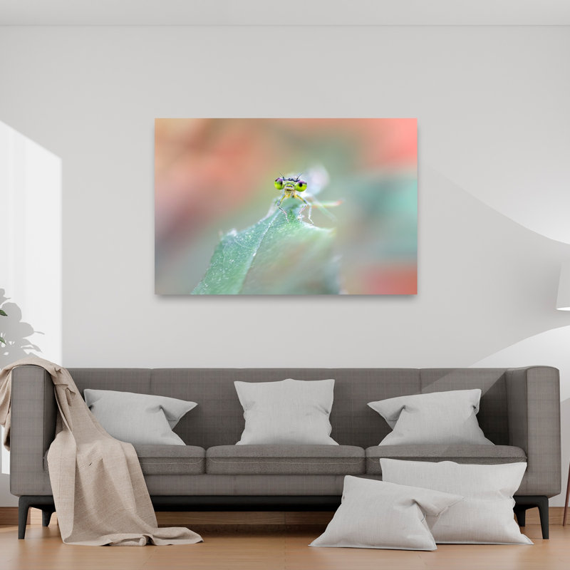 Libellule verte curieuse, paysage abstrait contemporain, affiche murale nature, 40" H x 60" W
