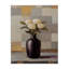 Luxe White Roses dans un vase, design par Franklyn Gregory-706441971