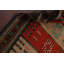 Tapis en laine rouge/beige/noir 3 pi 9 po x 5 pi 8 po one-of-kind à la main-noué la new age