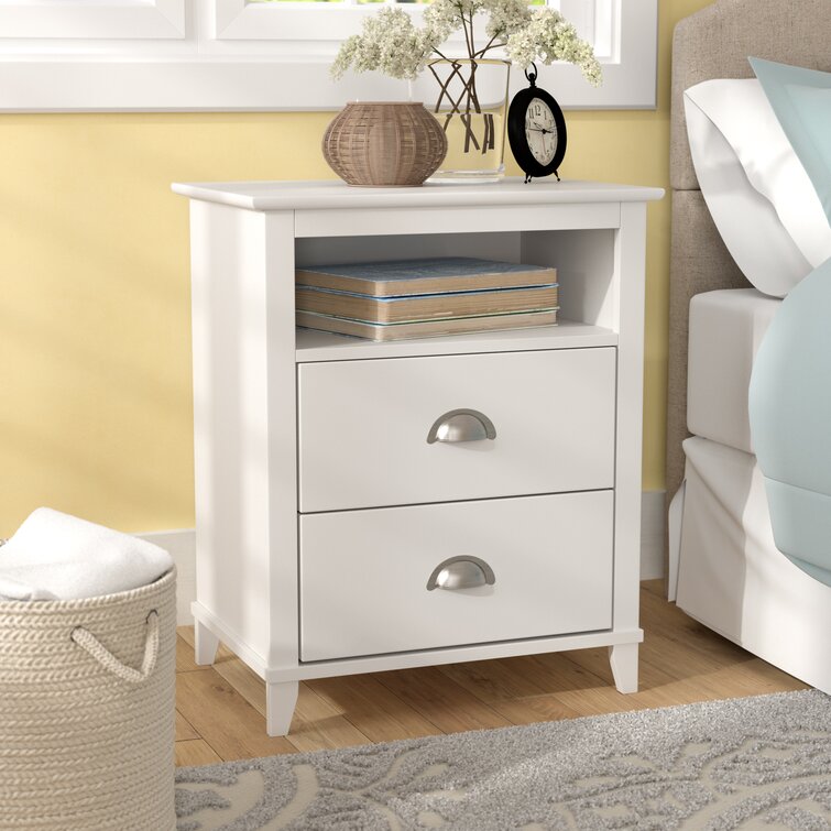 Wunder Traditional 2 - Drawer Nightstand