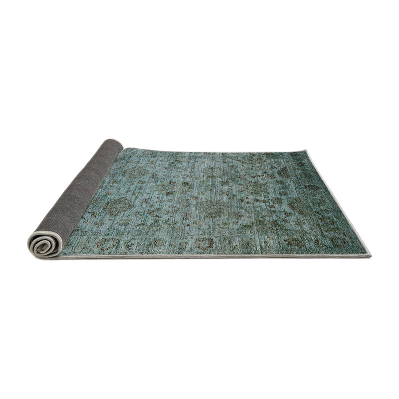 Tapis oriental bleu, Carré 4 pi