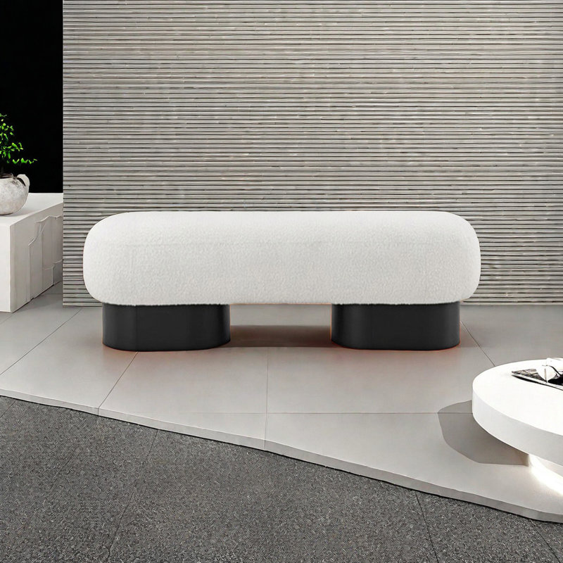 Banc rembourré en mélange de polyester Dannion, Blanc, H 15,74 po x l 55,11 po x P 17,71 po