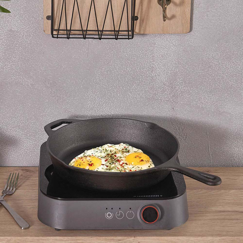 Wayfair Basics™ Benevides Cast Iron Non-Stick 30cm Frying Pan