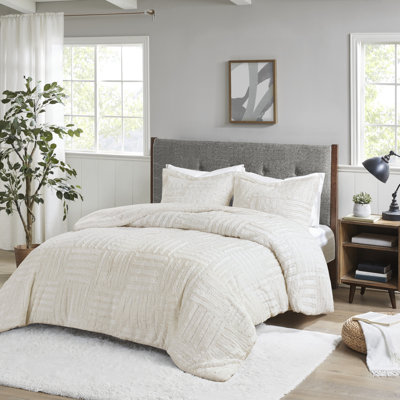 Madison Park Arctic Fur Down Alternative Comforter Mini Set In Ivory